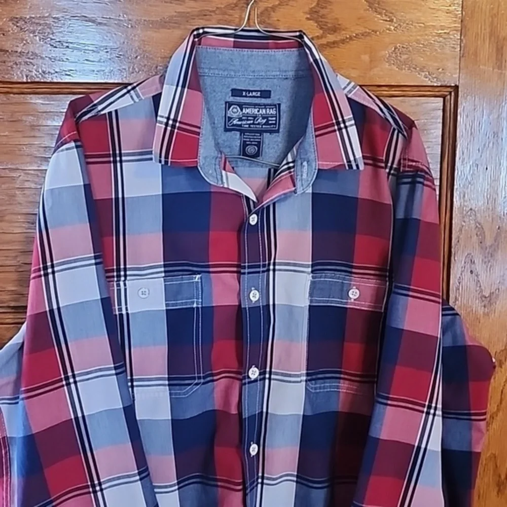 American Rags men's button-up - Picture 2 of 5